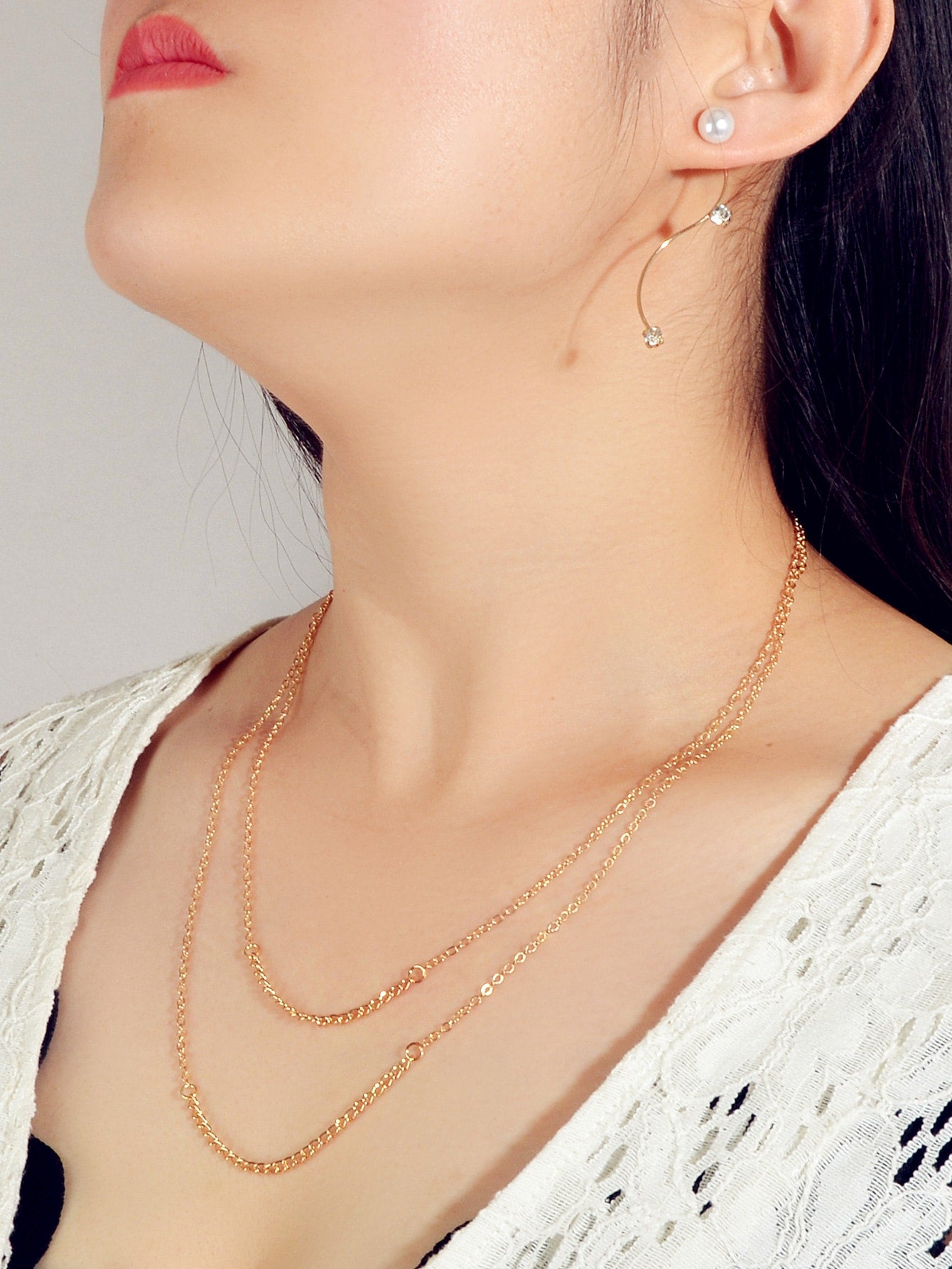 Gold Curved Earrings & Double Layer Necklace Set - Stylish Jewelry Ensemble