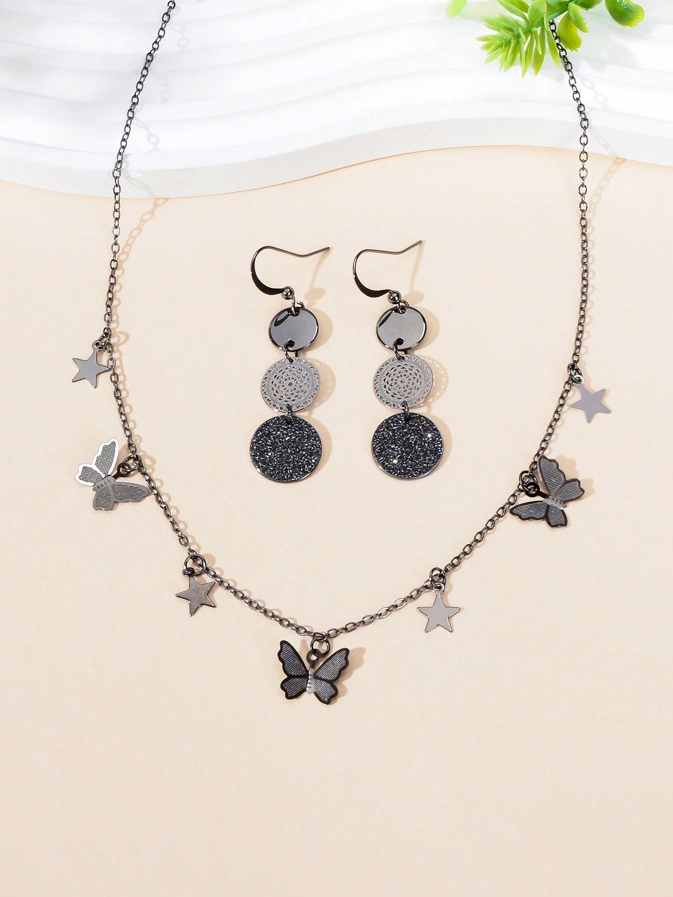 Black Butterfly Star Pendant Necklace Round Disc Earrings Elegant Jewellery Set