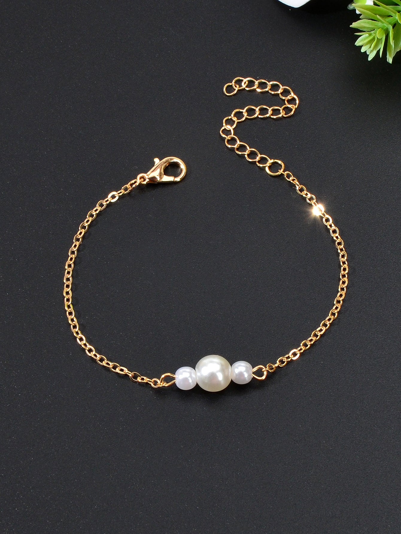 Pearl Adorned Minimalist Chain Bracelet - Elegant Simplicity for Every Occasion