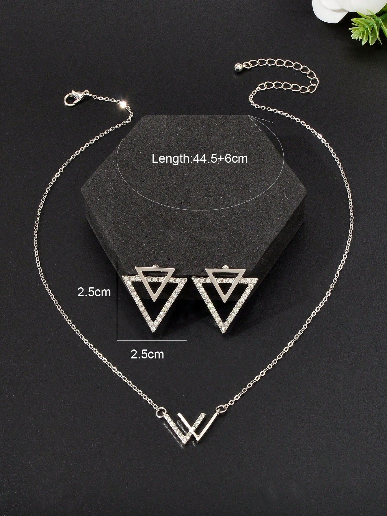 Double V Pendant Necklace with Triangle Earrings Set Chic Stylish Jewellery Gift