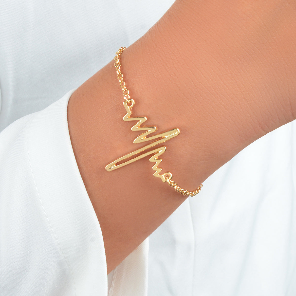 Minimalist Jewellery Gold Silver Black Metal Heartbeat Charm Bracelet for Women