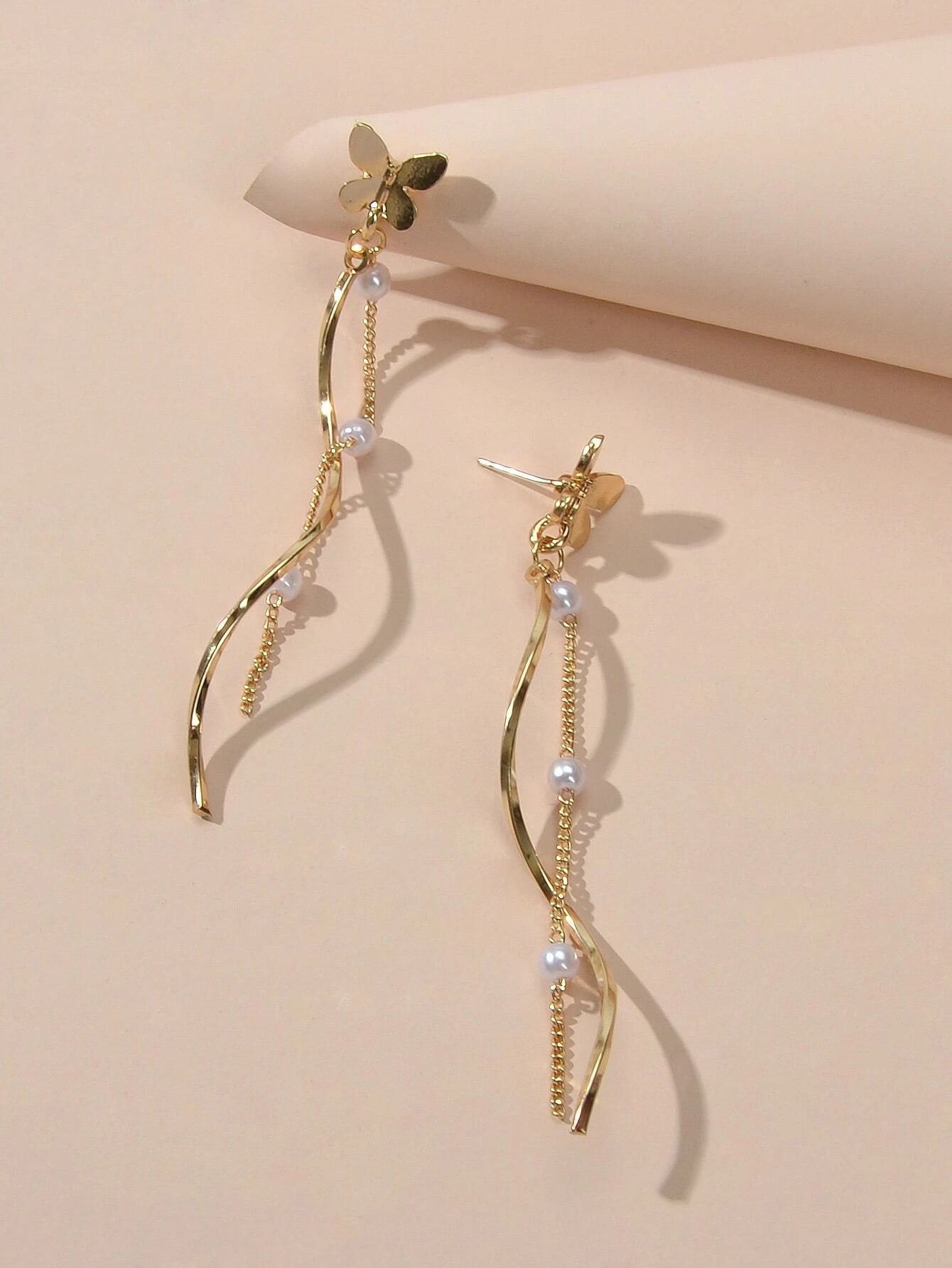 Fashion Pearl Decor Long Gold Chain Butterfly Geometric Dangle Women Earrings