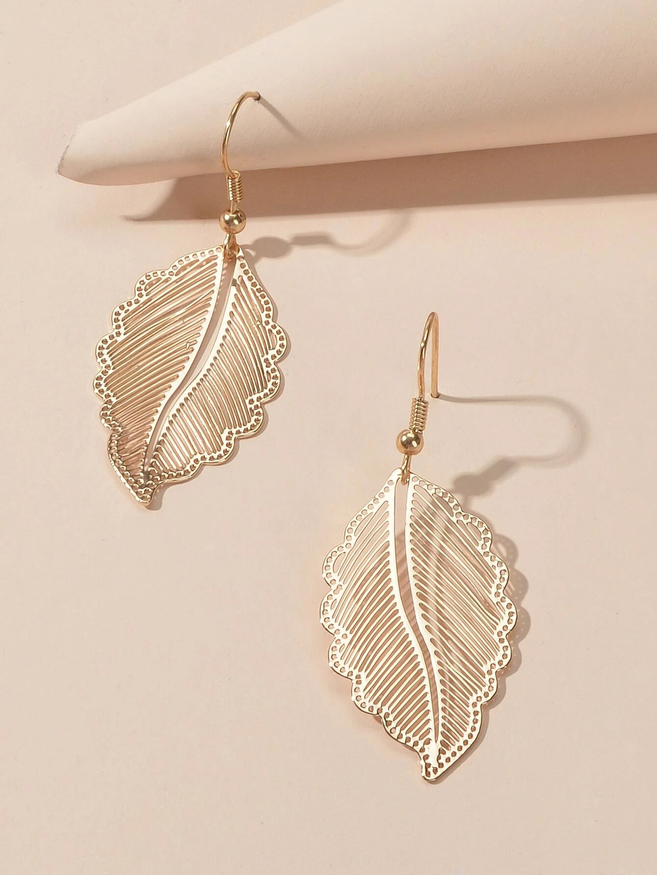 Hollow out Gold Tropical Leaf Drop Earrings Eardrop Accessories Dainty Jewellery