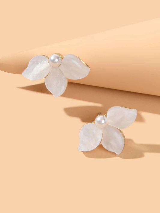 Unique Pearl White Acrylic Flower Stud Party Earrings Engagement Jewellery Gift