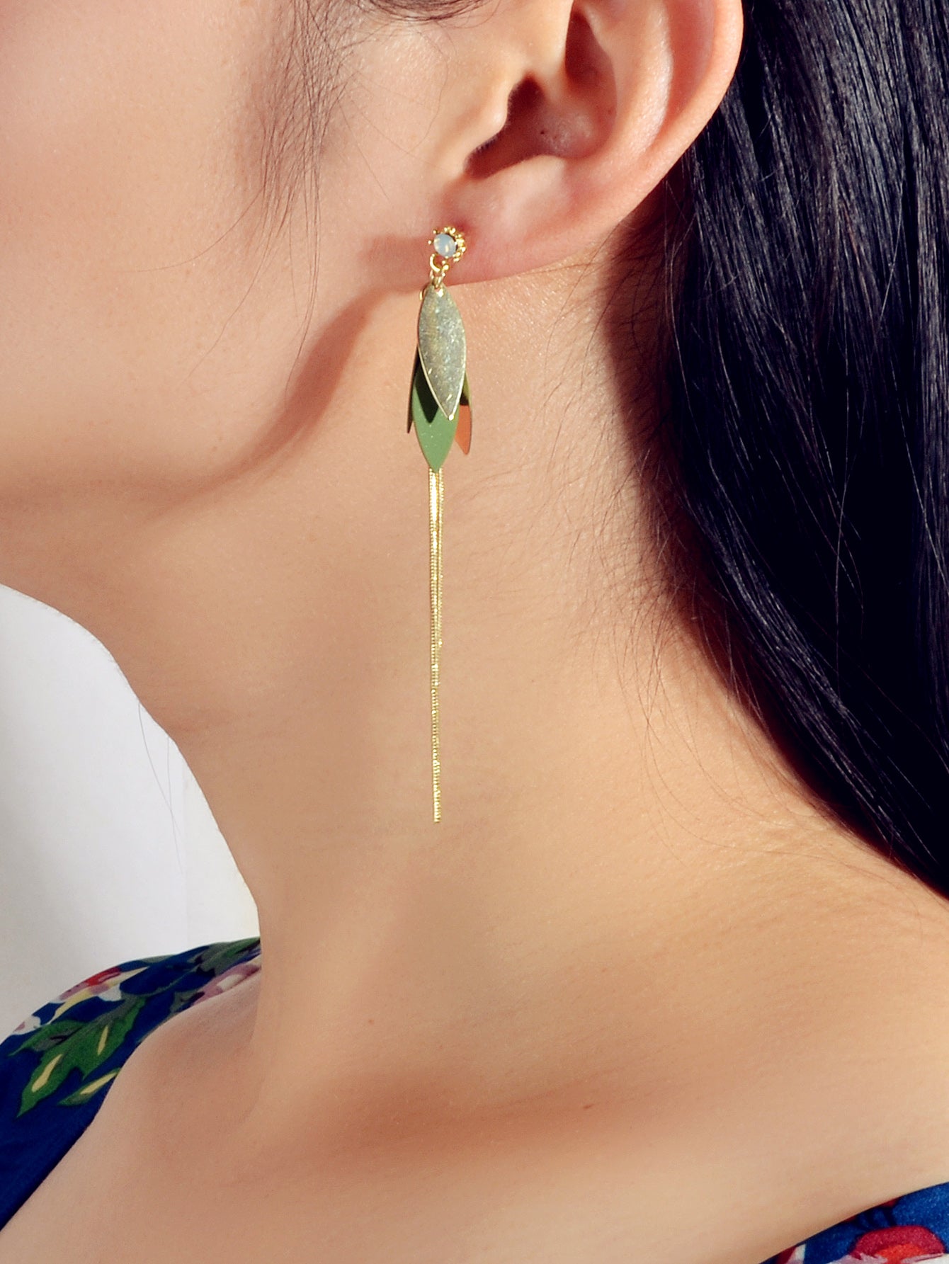 Female Jewellery Gold Green Leaf Long Chain Dangle Pierced Charm Women Earrings