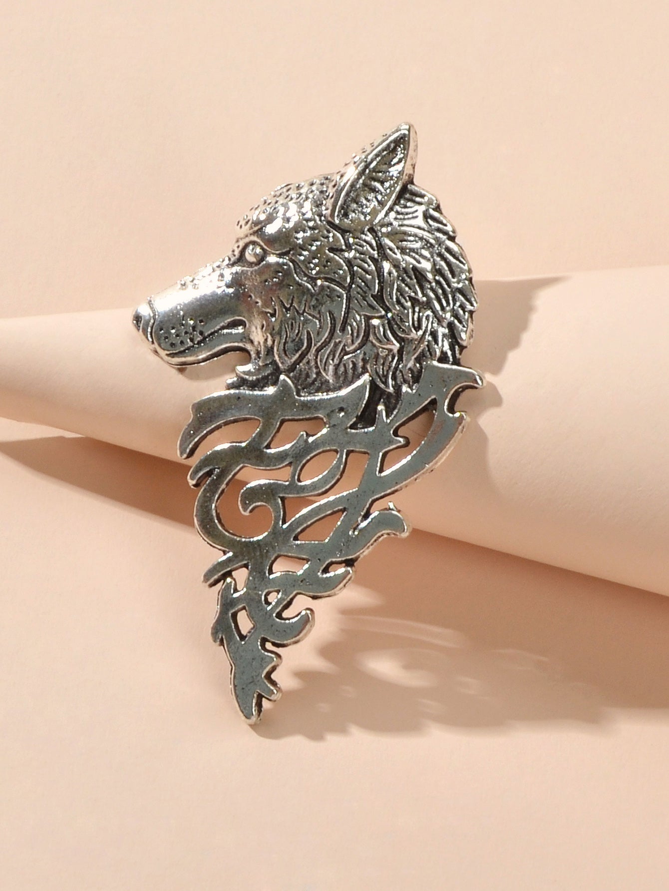 Vintage Punk Antique Silver Carved Wolf Head Pin Lapel Brooch Badge Accessories