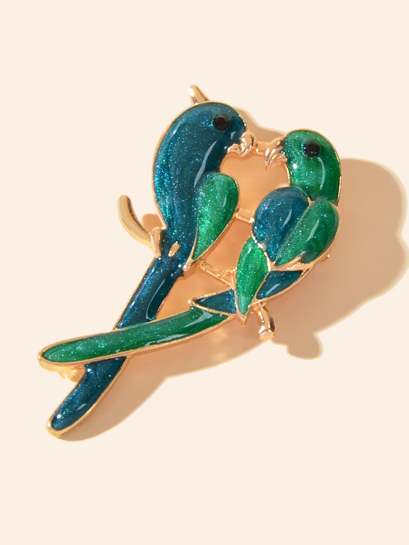 Beautiful Green Love Birds Brooch Lapel Pin Clip Ladies Animal Scarf Buckle Gift