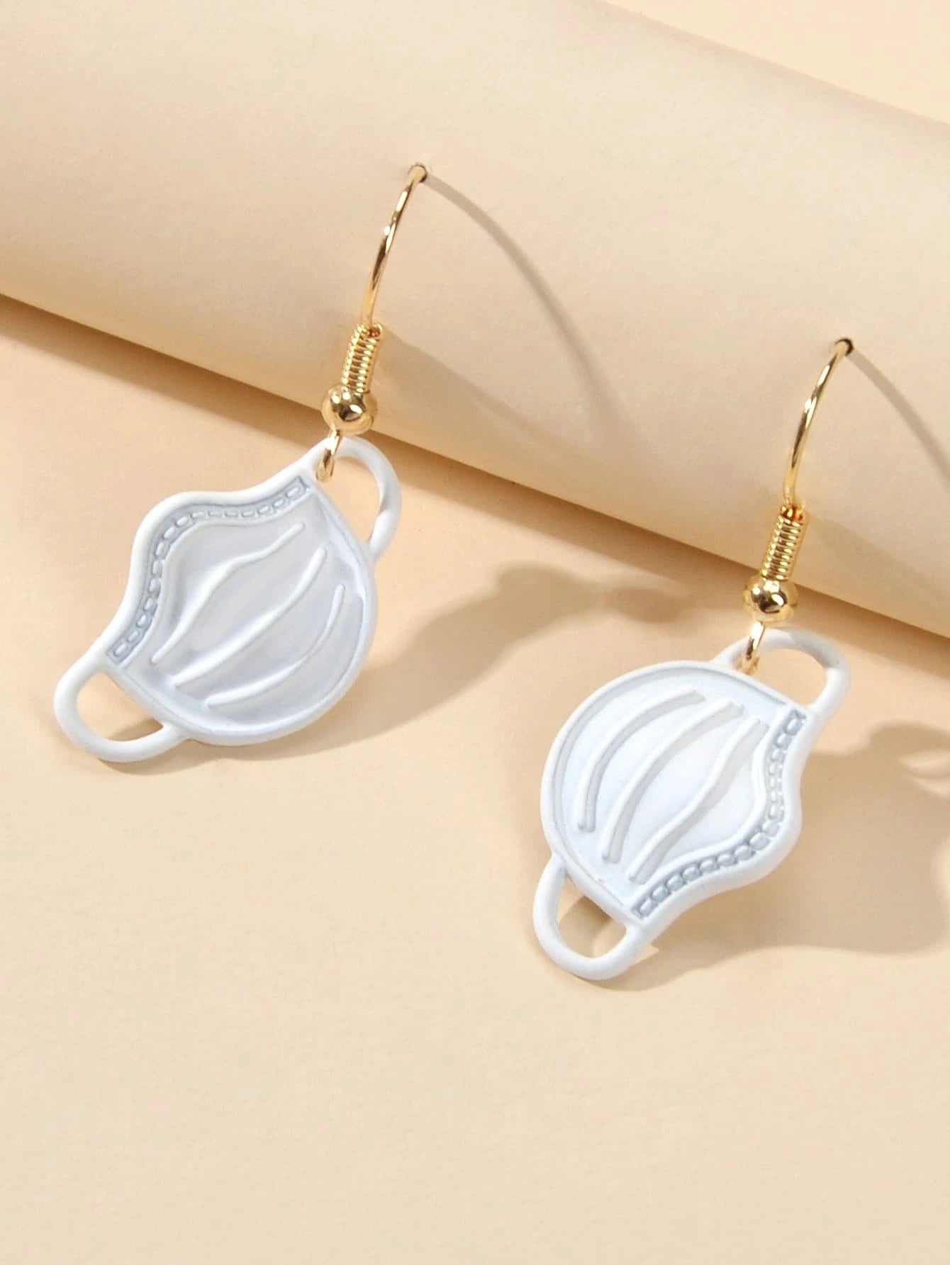 Novelty Face Mask Shape Drop Dangle Earrings Lovely Creative Funny Jewelry Gift