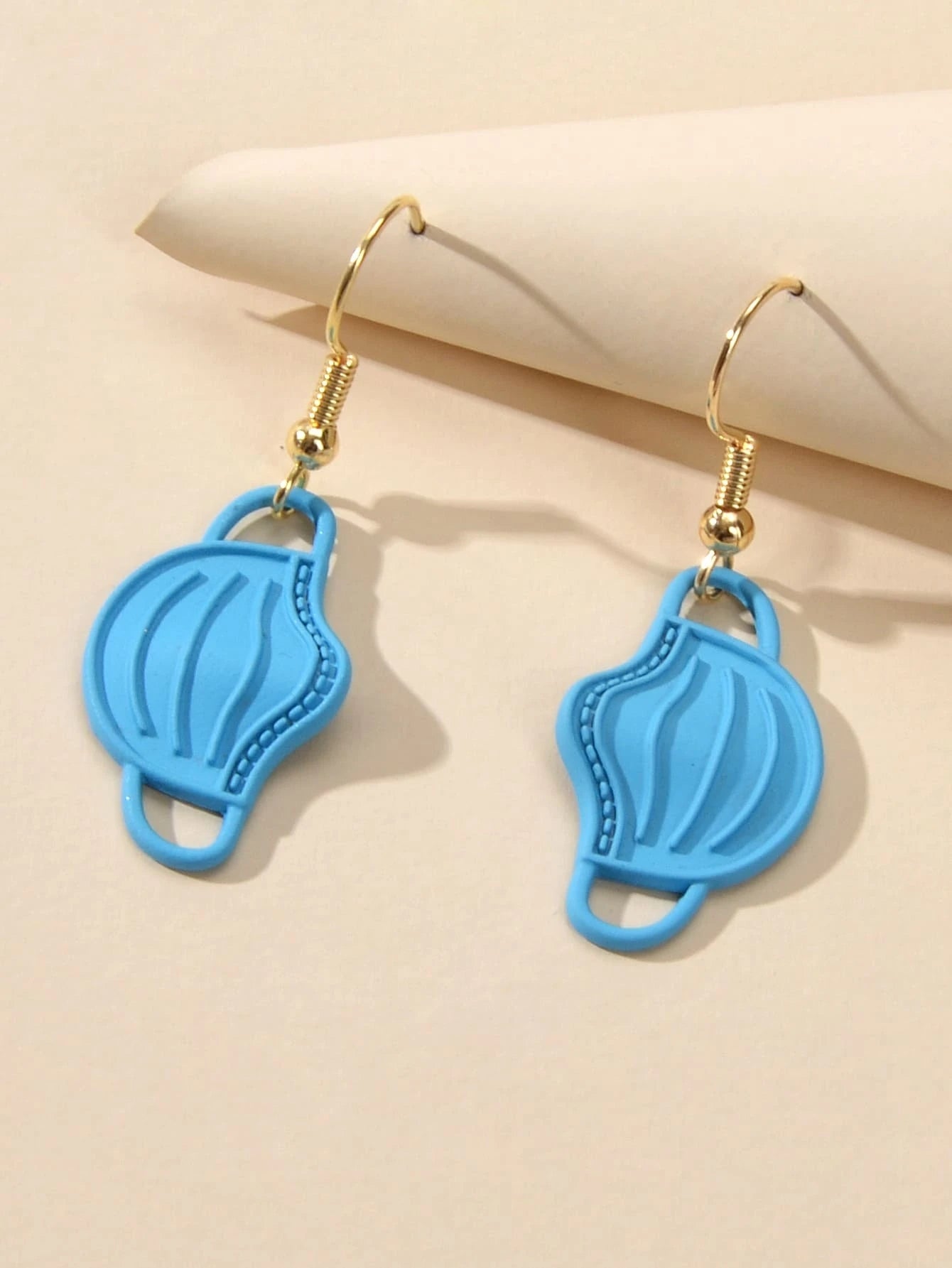 Novelty Face Mask Shape Drop Dangle Earrings Lovely Creative Funny Jewelry Gift