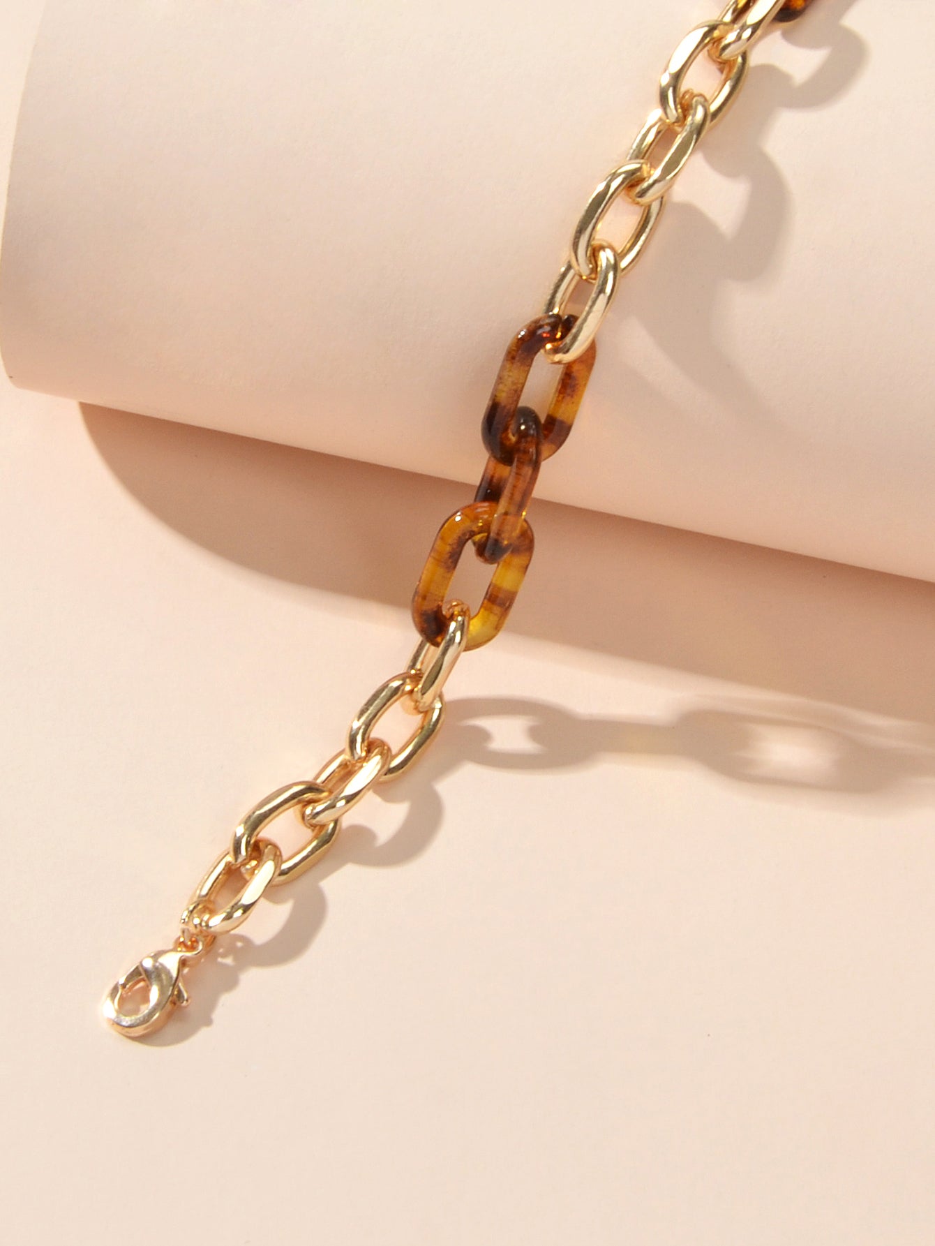 Designer Jewellery Acrylic Gold Crude Chain Bracelets Party Designer Accessories