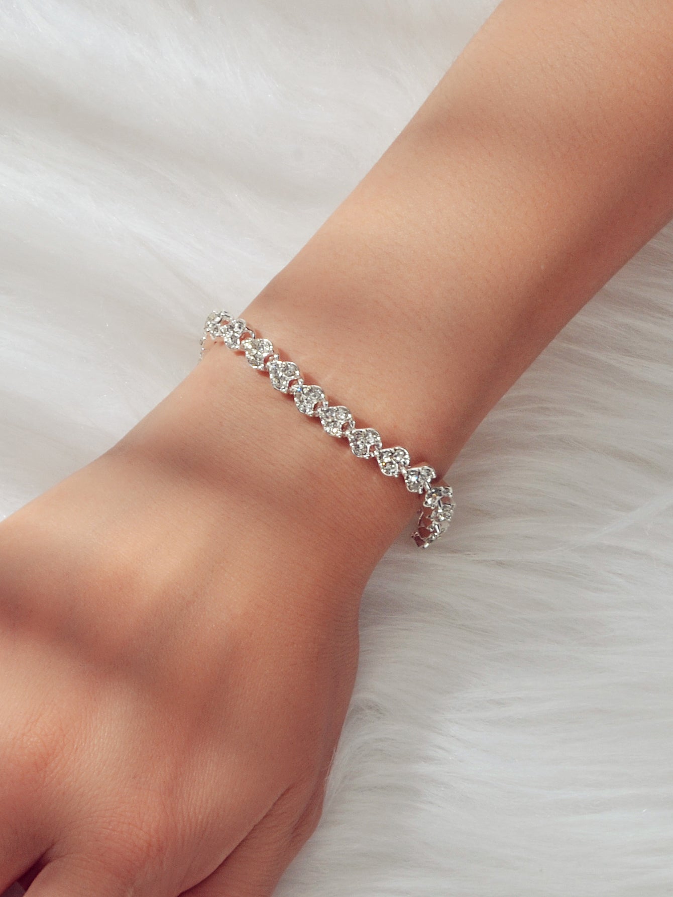 Feelontop Heart Jewellery Silver Chain Cubic Zirconia Tennis Collection Bracelet