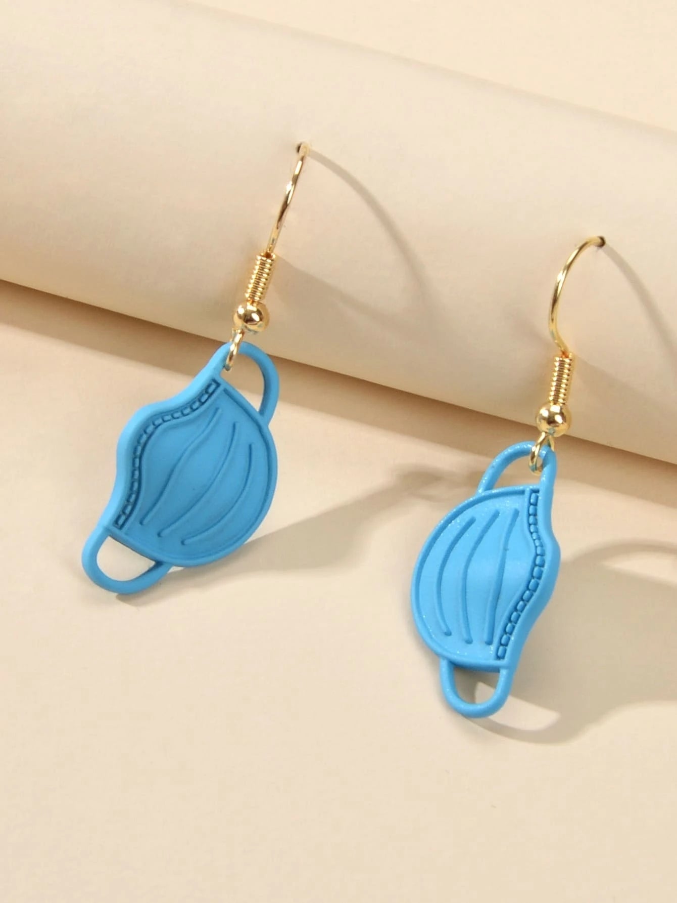 Novelty Face Mask Shape Drop Dangle Earrings Lovely Creative Funny Jewelry Gift